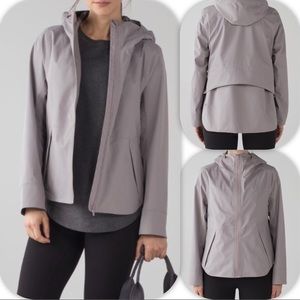 Lululemon getaway rain jacket size 6